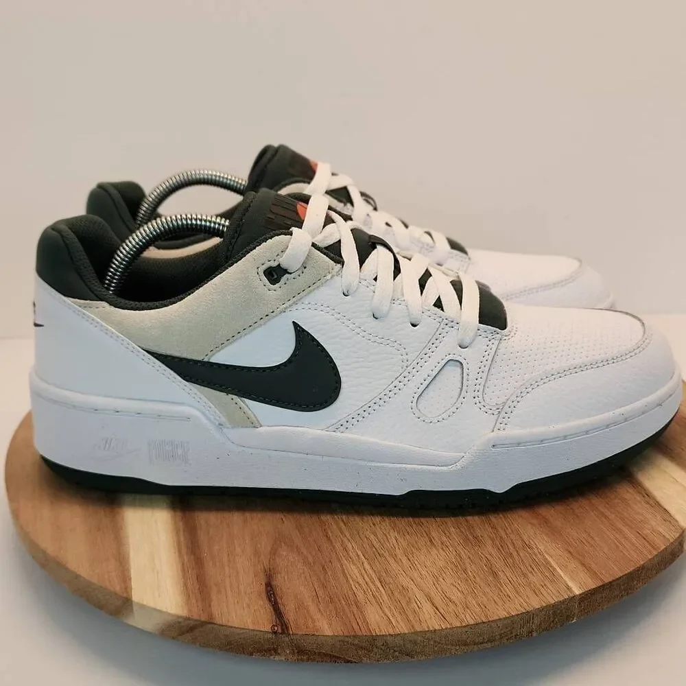 NIKE FULL FORCE LOW CASUAL SNEAKERS MENS SIZE 10 WHITE / DARK GREEN